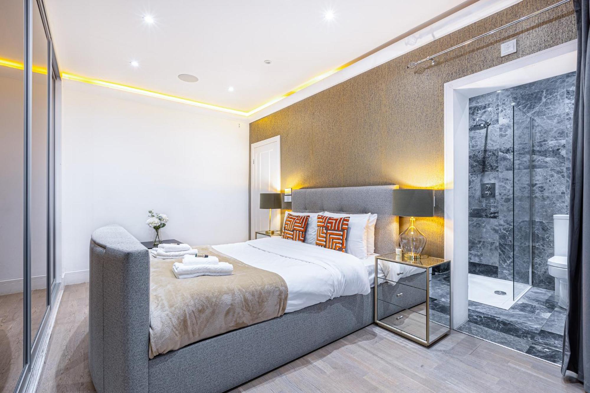 Modern 4 Bdr 3 Bth Apt Minutes From Edgware Road ロンドン エクステリア 写真